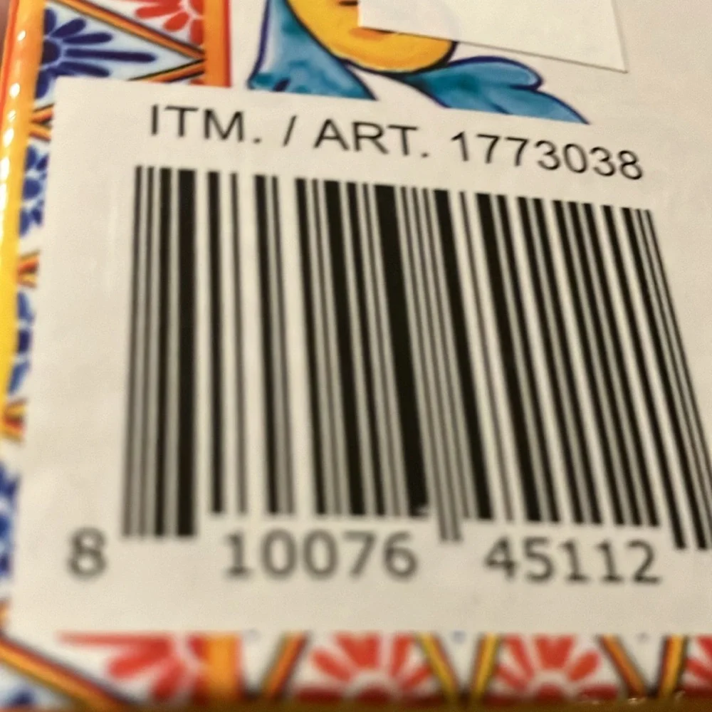 BNWT Gorgeous decorative bottle of Coconut Citrus 21.5 fl. Oz. Hand Soap.🌻🌺🦋 - Picture 7 of 7